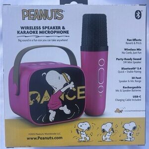 🔥🐶Peanuts Pink Wireless Speaker & Karaoke Microphone Set🔥🐶